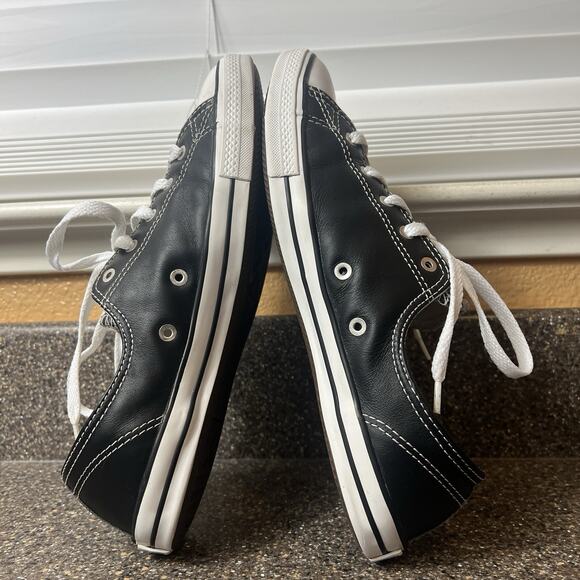 Converse Chuck Taylor All Star Lace Up Low Classic Black Leather Shoe Women Sz 8 - Picture 6 of 11